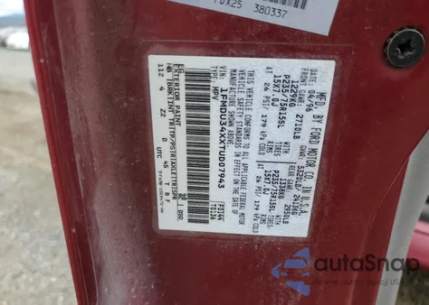 1996 Ford Explorer z USA, uszkodzony, nr VIN 1FMDU34XXTUD07943